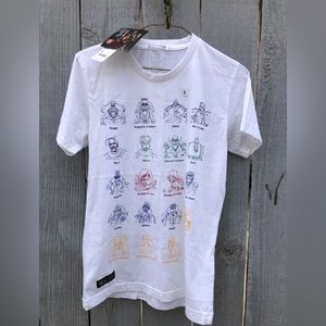 Japan Release *rare* 2012 VTG older Uniqlo x One piece shirt